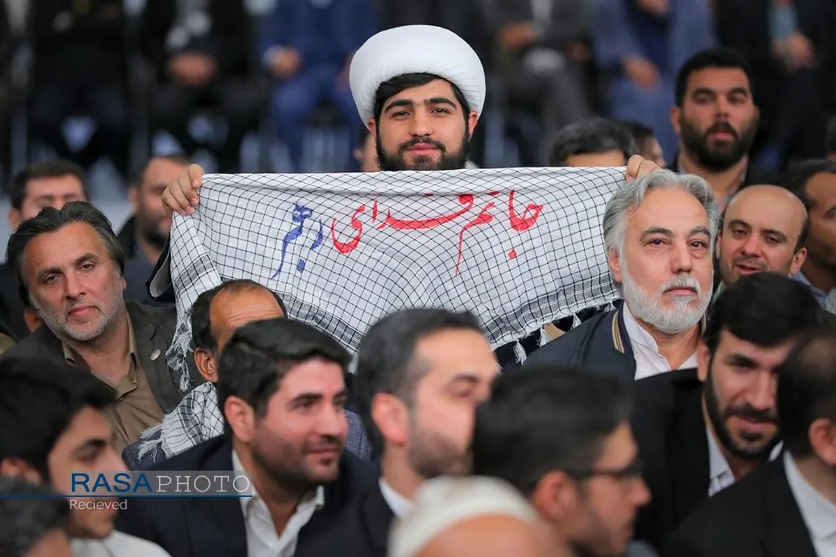 دیدار شرکت&zwnj;کنندگان در مسابقات بین&zwnj;المللی قرآن با رهبر معظم انقلاب