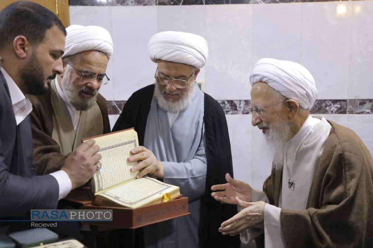 تشرف حضرت آیت&zwnj;الله جوادی آملی به حرم&zwnj;های مطهر حضرت اباعبدالله الحسین و حضرت ابوالفضل العباس (علیهما&zwnj;السلام)