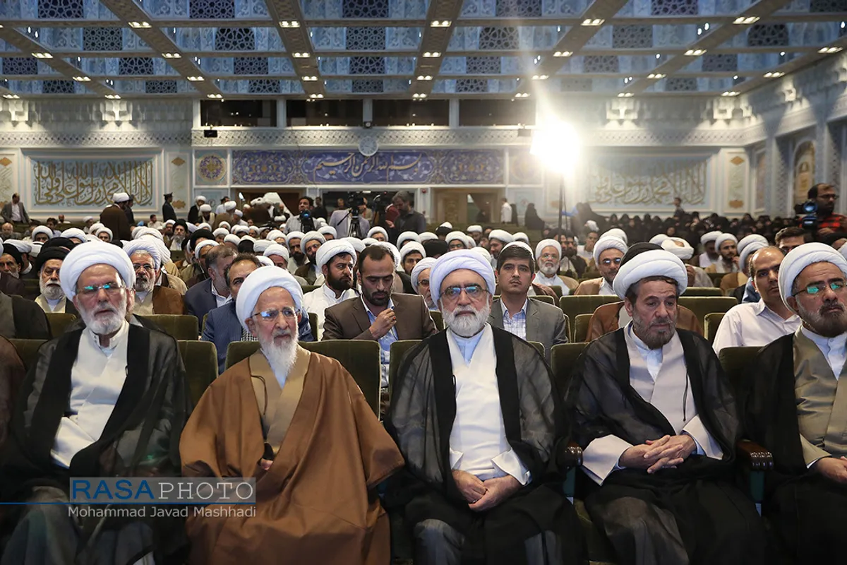 دیدار نخبگان حوزوی و دانشگاهی با حضرت آیت الله جوادی آملی در مشهد