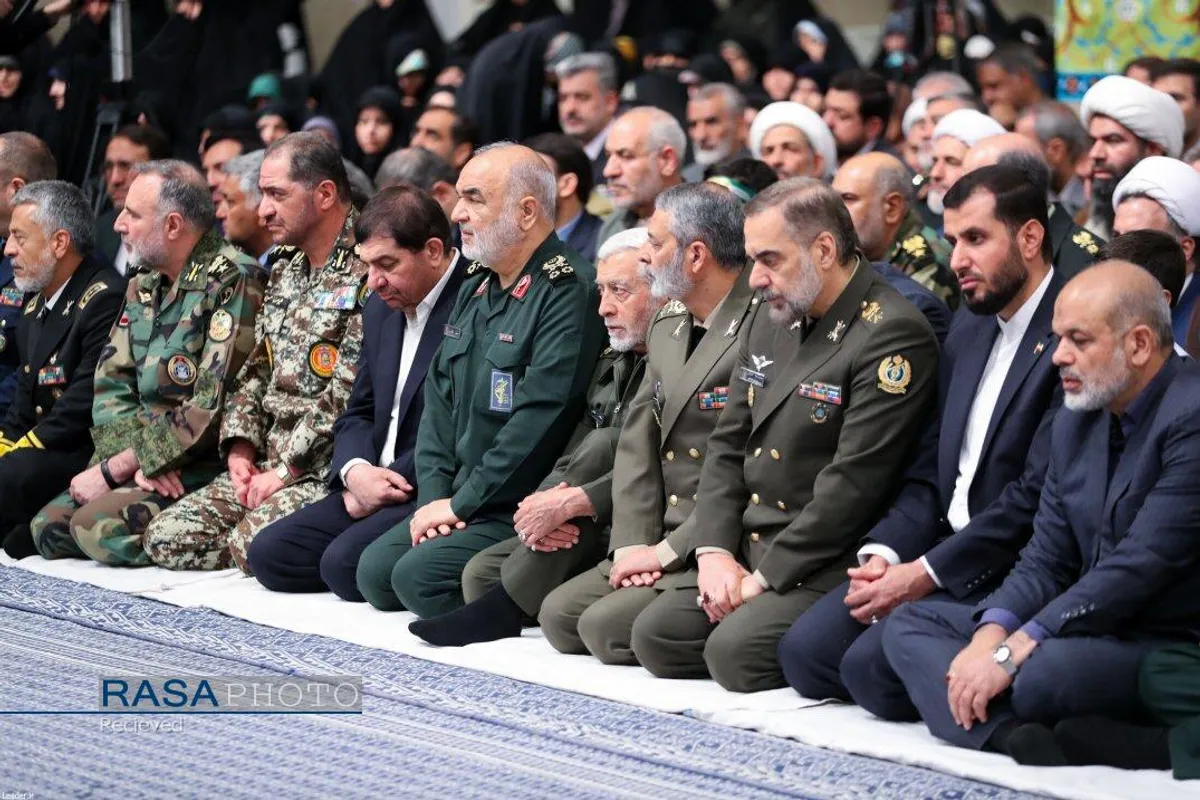دیدار مسئولان، سفرای کشورهای اسلامی و جمعی از اقشار مختلف مردم با رهبر انقلاب