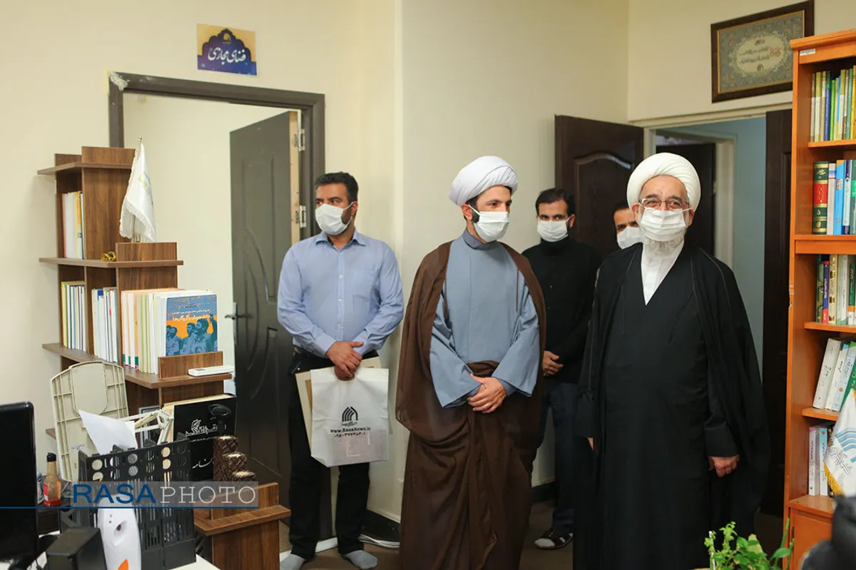 بازدید حجت الاسلام والمسلمین فرخ&zwnj;فال رییس مجمع عمومی جامعه مدرسین از خبرگزاری رسا