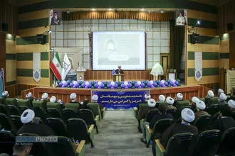 مراسم تقدیر از برترین آثار پژوهشی طلاب و اساتید جشنواره علامه حلی