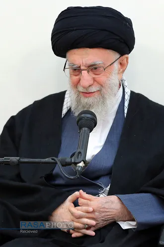 دیدار اعضای اتحادیه انجمن&zwnj;های اسلامی دانشجویان در اروپا با رهبر انقلاب