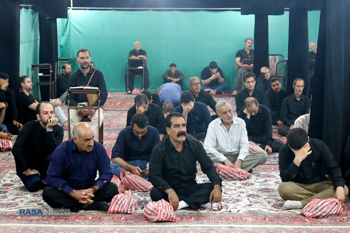 عزاداری شب هشتم محرم در مدرسه علمیه مروی تهران