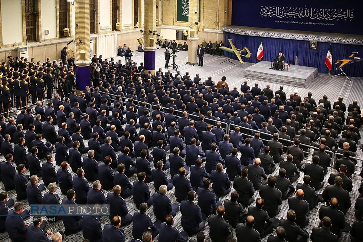 دیدار جمعی از فرماندهان نیروی هوایی و پدافند هوایی ارتش با فرمانده کل قوا