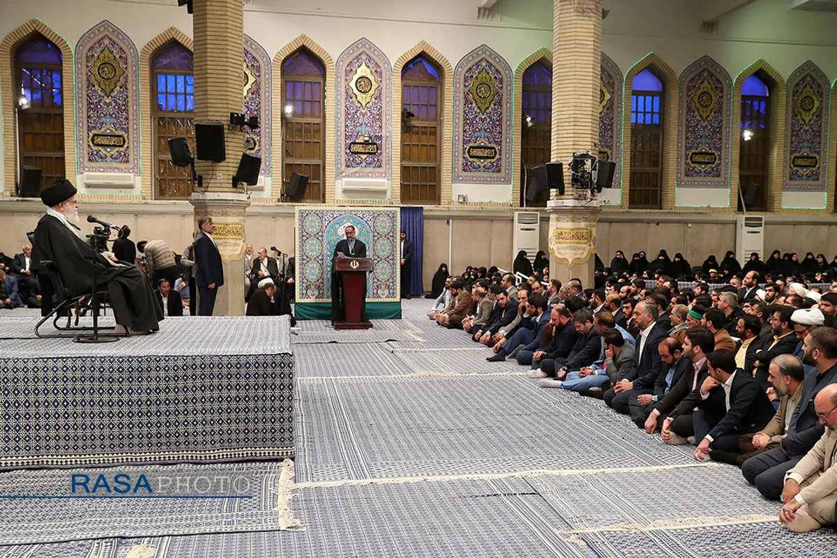 دیدار مداحان اهل&zwnj;بیت (علیهم&zwnj;السلام) با مقام معظم رهبری
