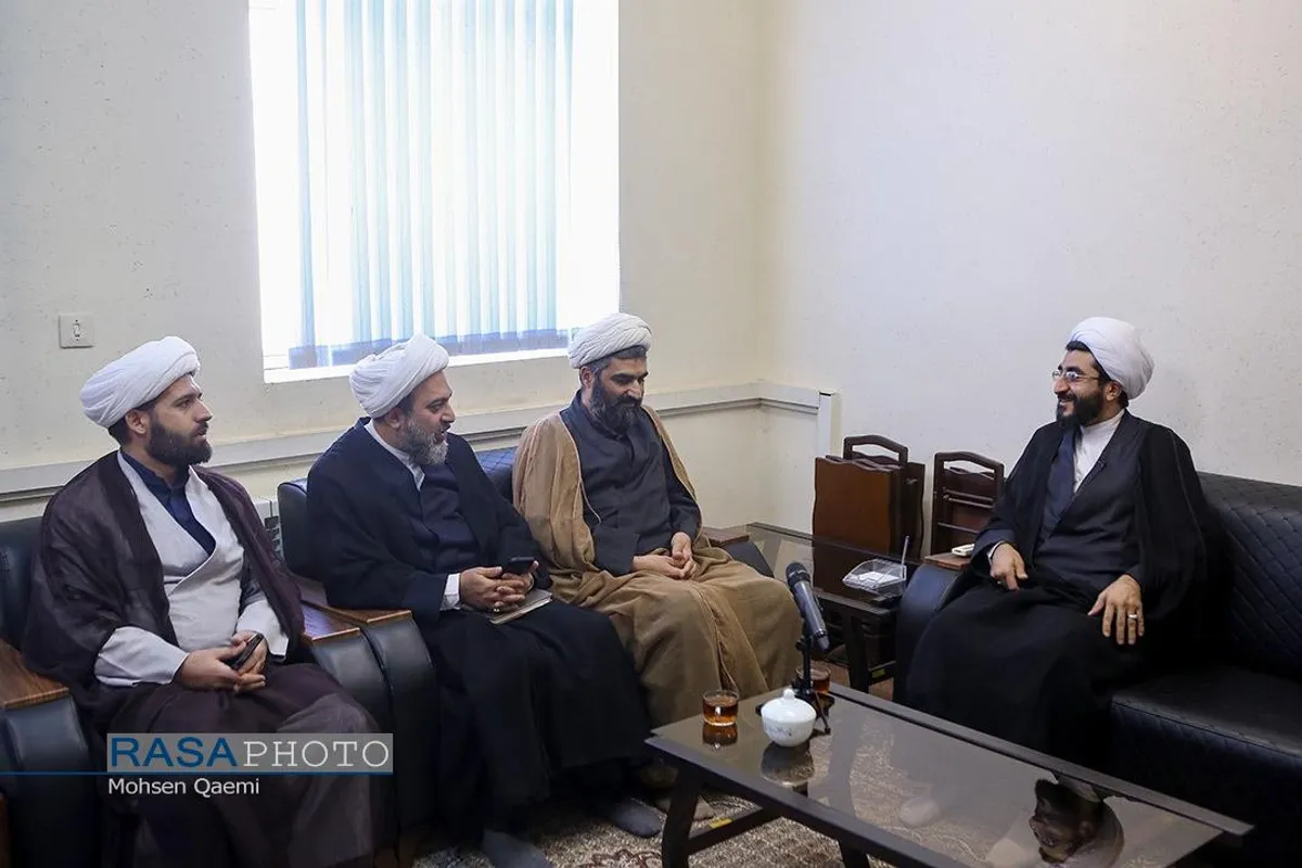 بازدید مدیرعامل و جمعی از اعضای خبرگزاری رسا از مجتمع تبلیغ حوزه علمیه