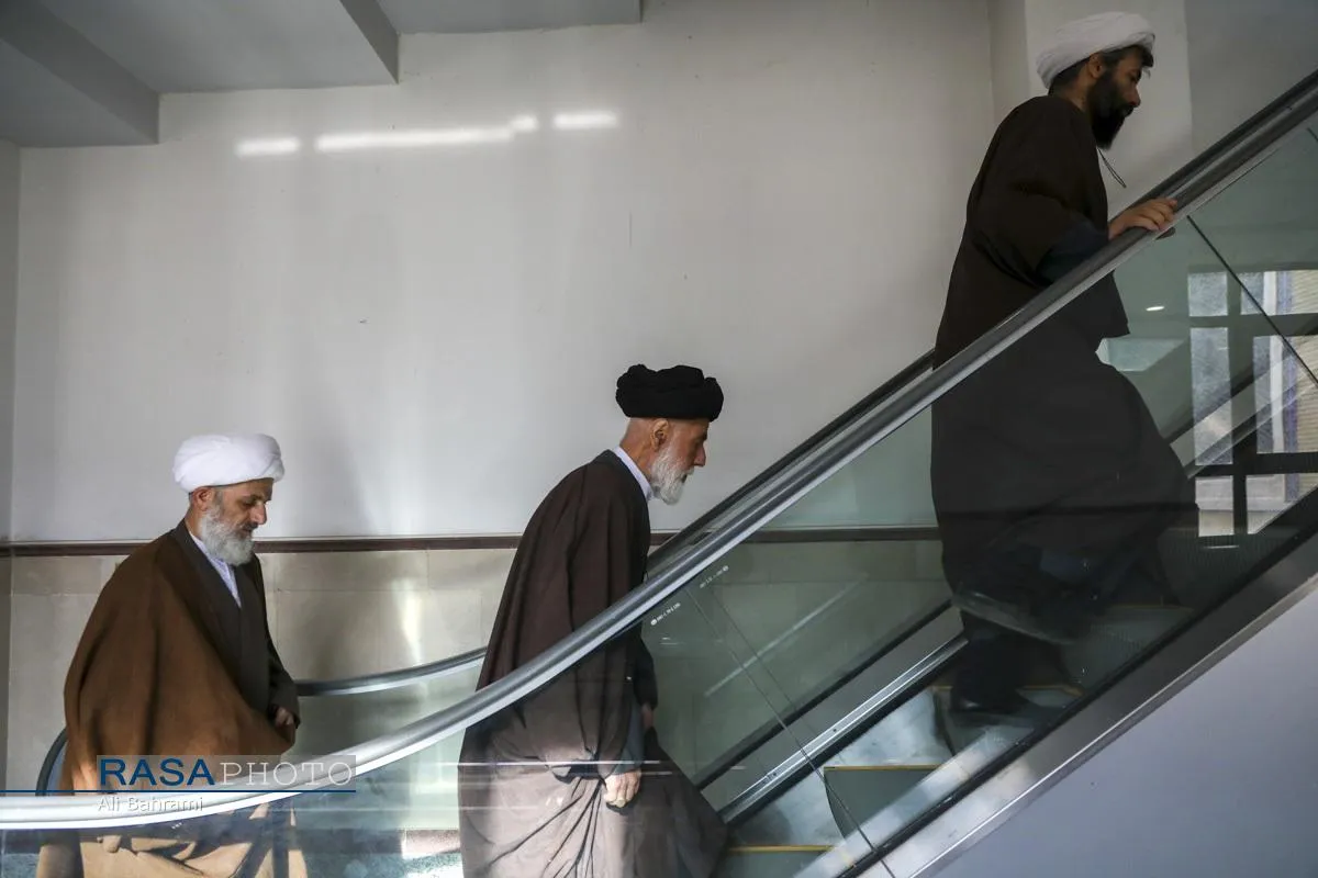 بیست هفتمین همایش کتاب سال و نهمین جشنواره مقالات حوزه