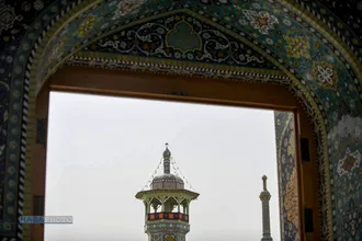 سیاه پوش ضریح و صحن&zwnj;های حرم کریمه اهلبیت (ع) در آستانه محرم
