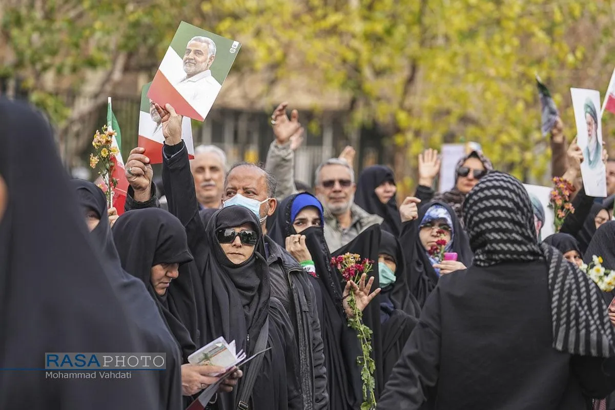 تشییع بیش از ۱۰۰ شهید حافظ امنیت در تهران