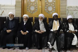 مراسم ترحیم مادر مکرمه سیدحسن نصرالله در حرم حضرت معصومه (سلام&zwnj;الله&zwnj;علیها)