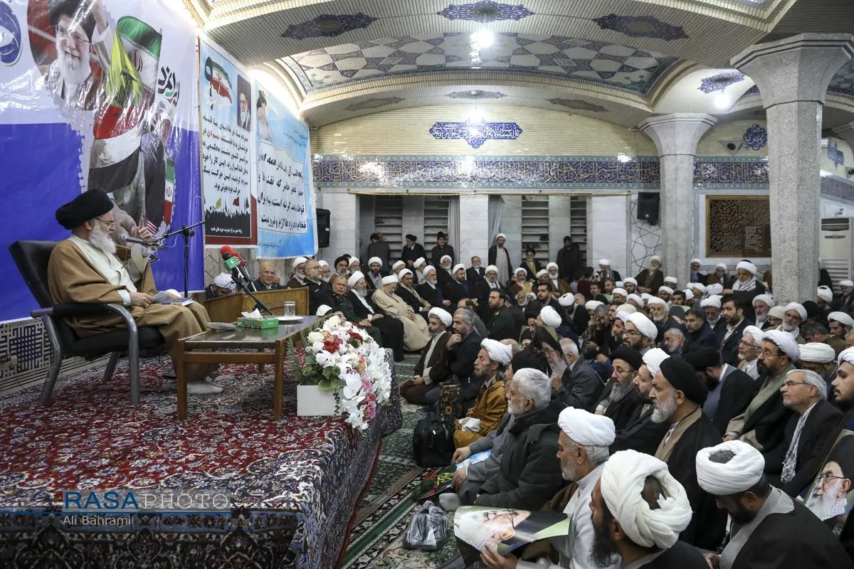 اجتماع حماسی مردم انقلابی قم در یوم الله نهم دی