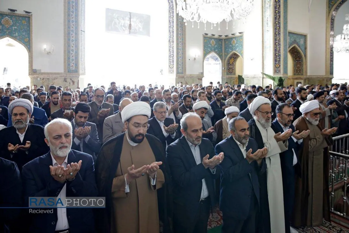 اقامه نماز عید سعید فطر در حرم حضرت امام رضا (علیه السلام)
