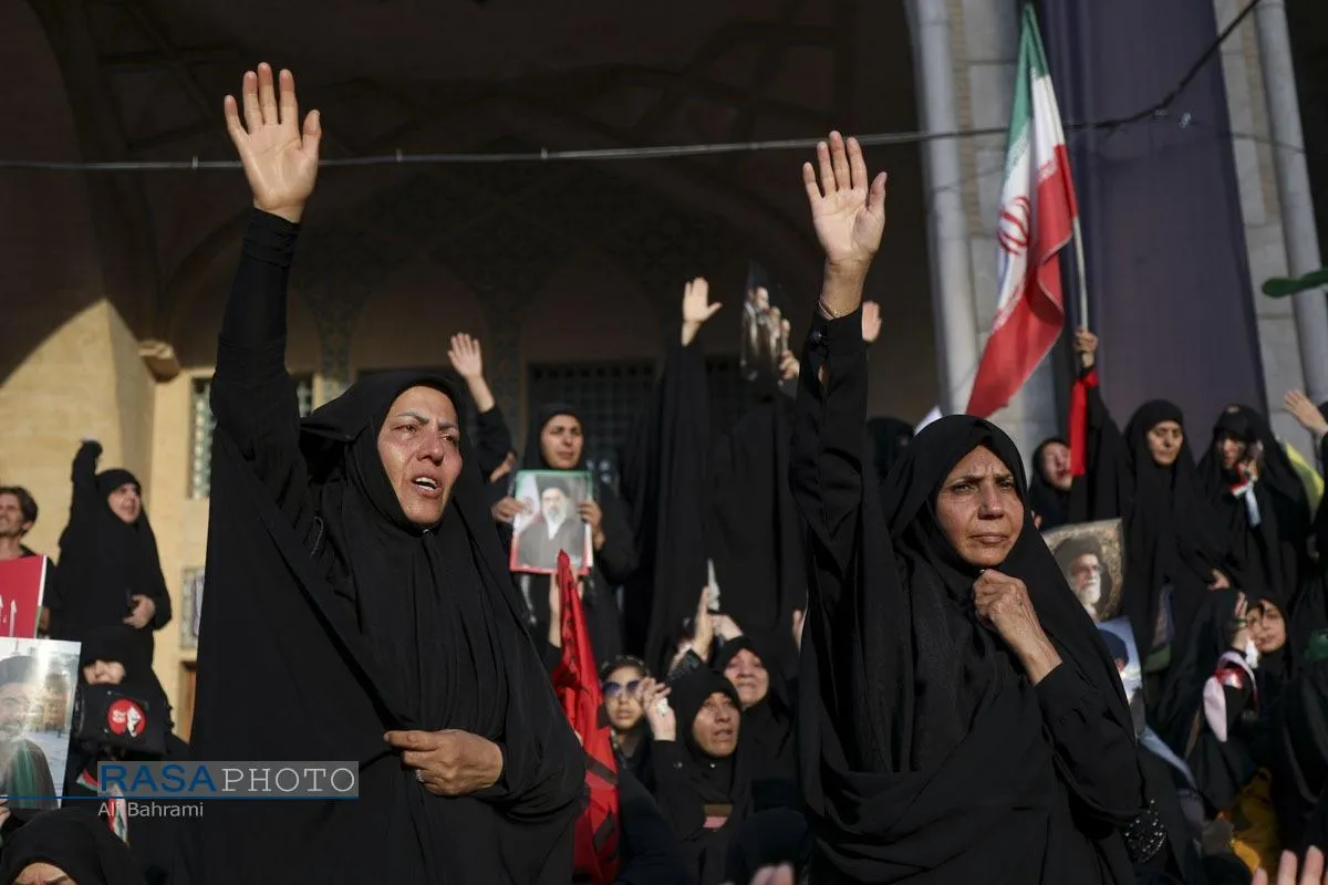 مراسم وداع با رهبر شهید انقلاب - ۲