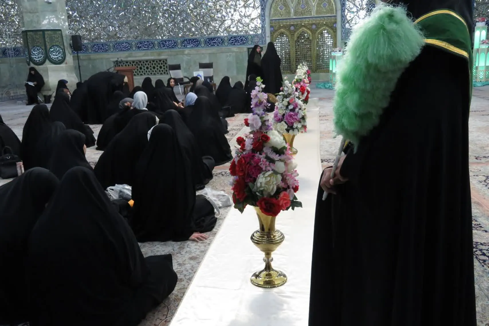 میثاق دختران دانشجو با آرمان‌های انقلاب در حرم حضرت معصومه