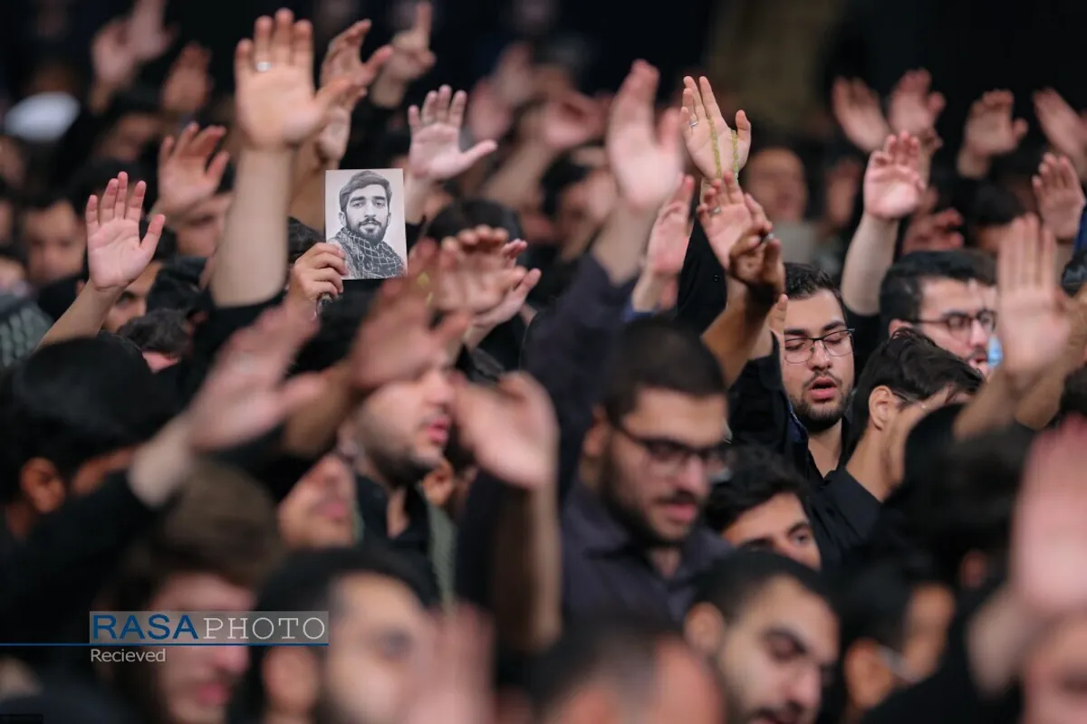 مراسم عزاداری روز اربعین هیئت&zwnj;های دانشجویی در حضور رهبر انقلاب
