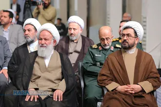 دیدار دست&zwnj;اندرکاران برگزاری کنگره ملی شهدای استان لرستان با مقام معظم رهبری
