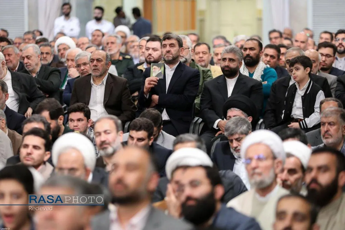 دیدار مسئولان، سفرای کشورهای اسلامی و جمعی از اقشار مختلف مردم با رهبر انقلاب