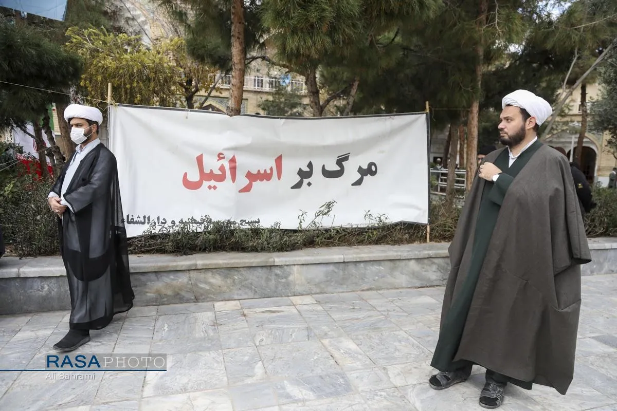 اجتماع حماسی مردم انقلابی قم در یوم الله نهم دی