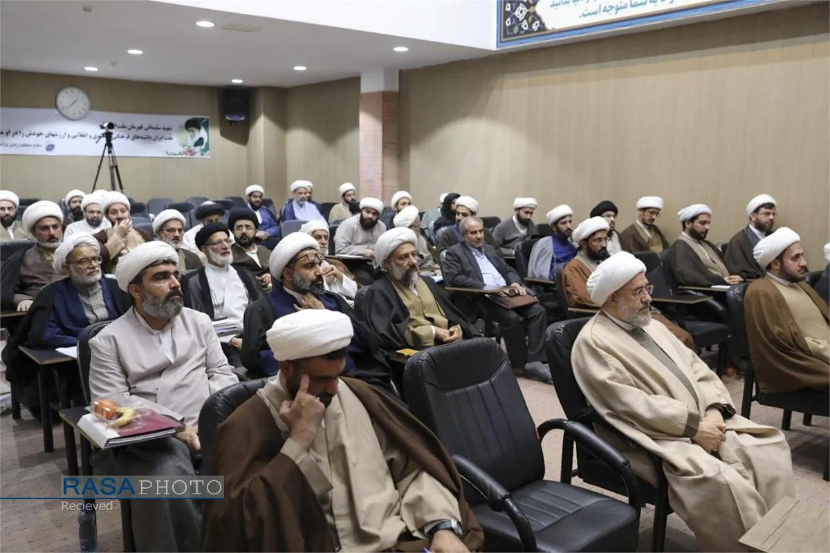 گردهمایی اساتید و فضلای حوزه علمیه خوزستان با حضور آیت الله محسن اراکی
