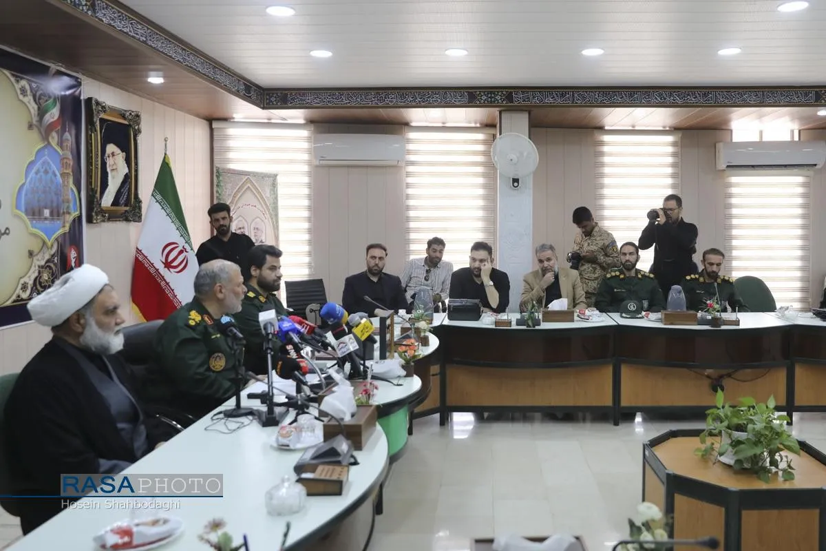 نشست خبری رئیس ستاد برگزاری مراسم تشییع امام شهید در استان قم