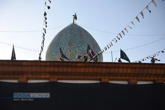 آئین تعویض پرچم حرم حضرت احمد&zwnj;بن&zwnj;موسی الکاظم (ع) در شراز