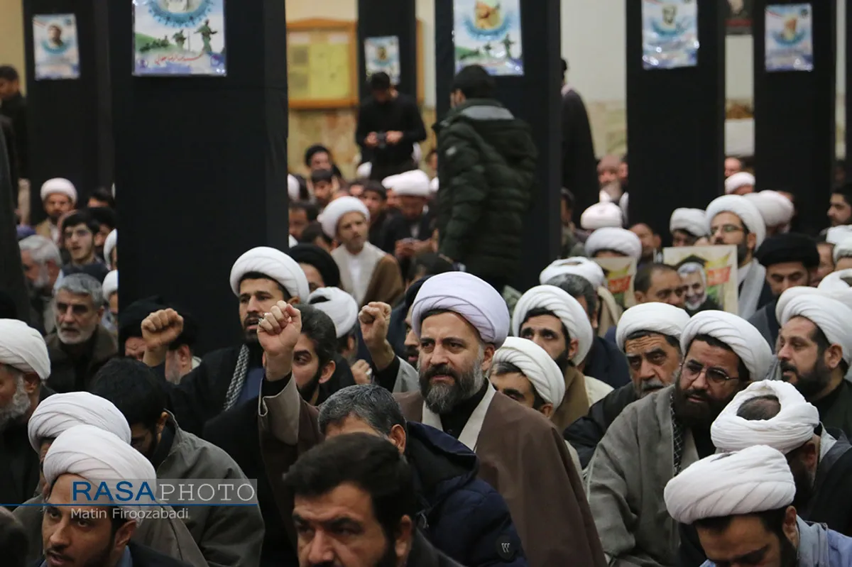 گرامیداشت سردار سلیمانی در مدرسه علمیه صدر بازار اصفهان