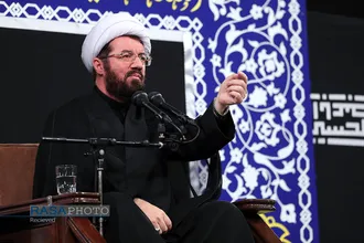 مراسم عزاداری شب شام غریبان حسینی (علیه&zwnj;السلام) در حسینیه امام خمینی (ره)