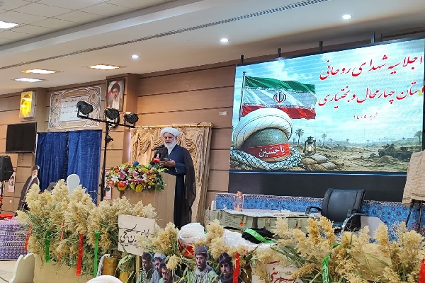 روحانیت پیشران جنگ نرم است/ محافل شهدا مجلس فتح و پیروزی‌اند