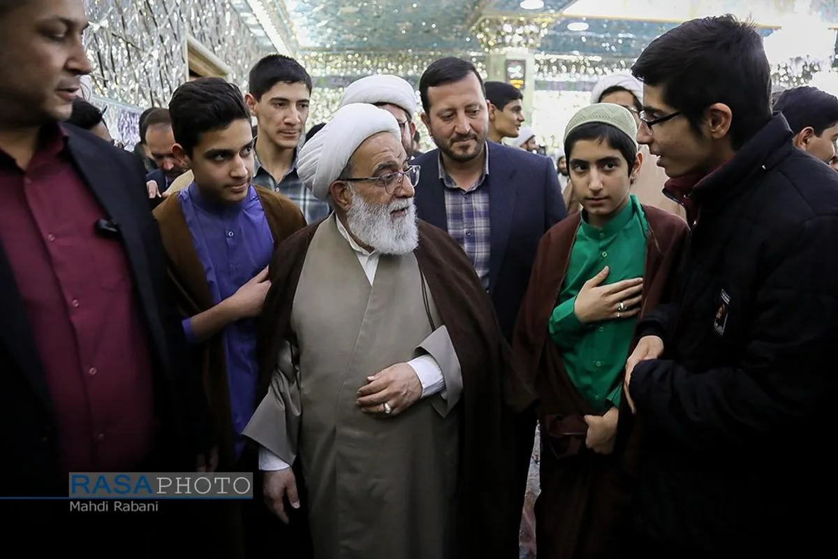 گردهمایی اساتید و طلاب مجموعه مدارس علمیه آل یاسین (علیهم&zwnj;السلام) و موسسات پژوهشی تابعه و جشن عمامه گذاری تعدادی از طلاب با حضور و سخنرانی آیت الله شب زنده دار