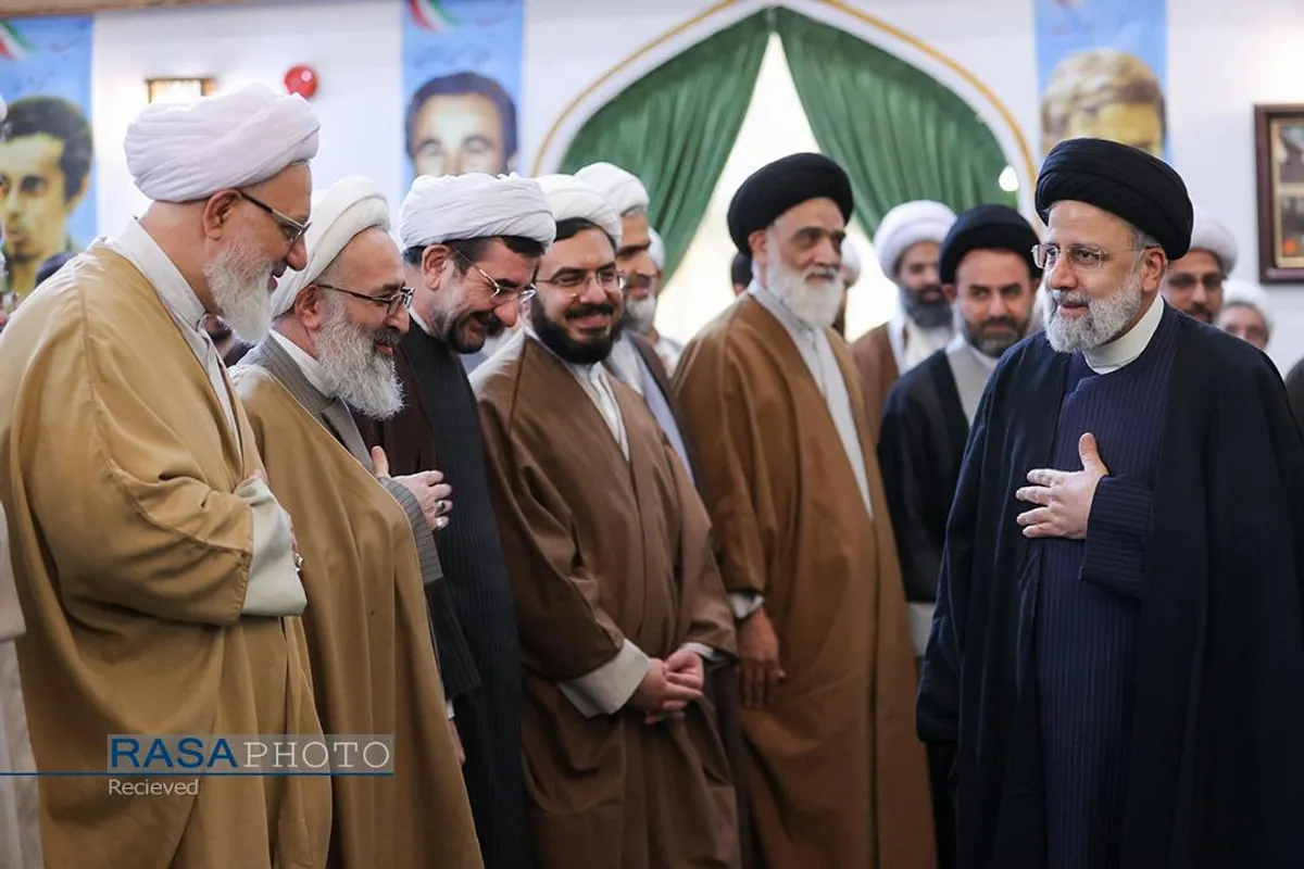 نشست با جمعی از علما و روحانیون با رئیس جمهور