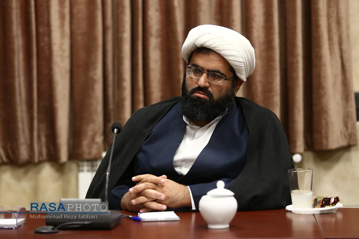 نشست بررسی فقهی حکم ارتداد سلمان رشدی&lrm;&lrm;