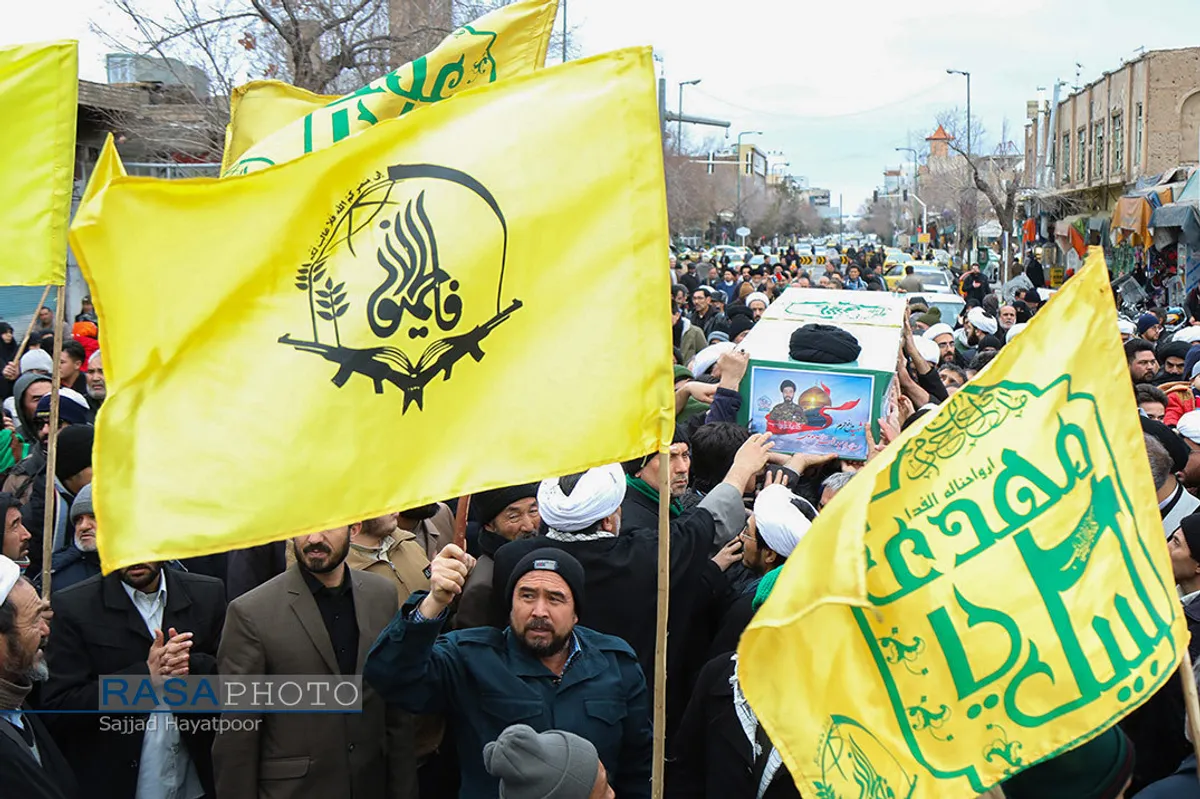 تشییع پیکر طلبه شهید مدافع حرم حجت الاسلام موسوی در قم