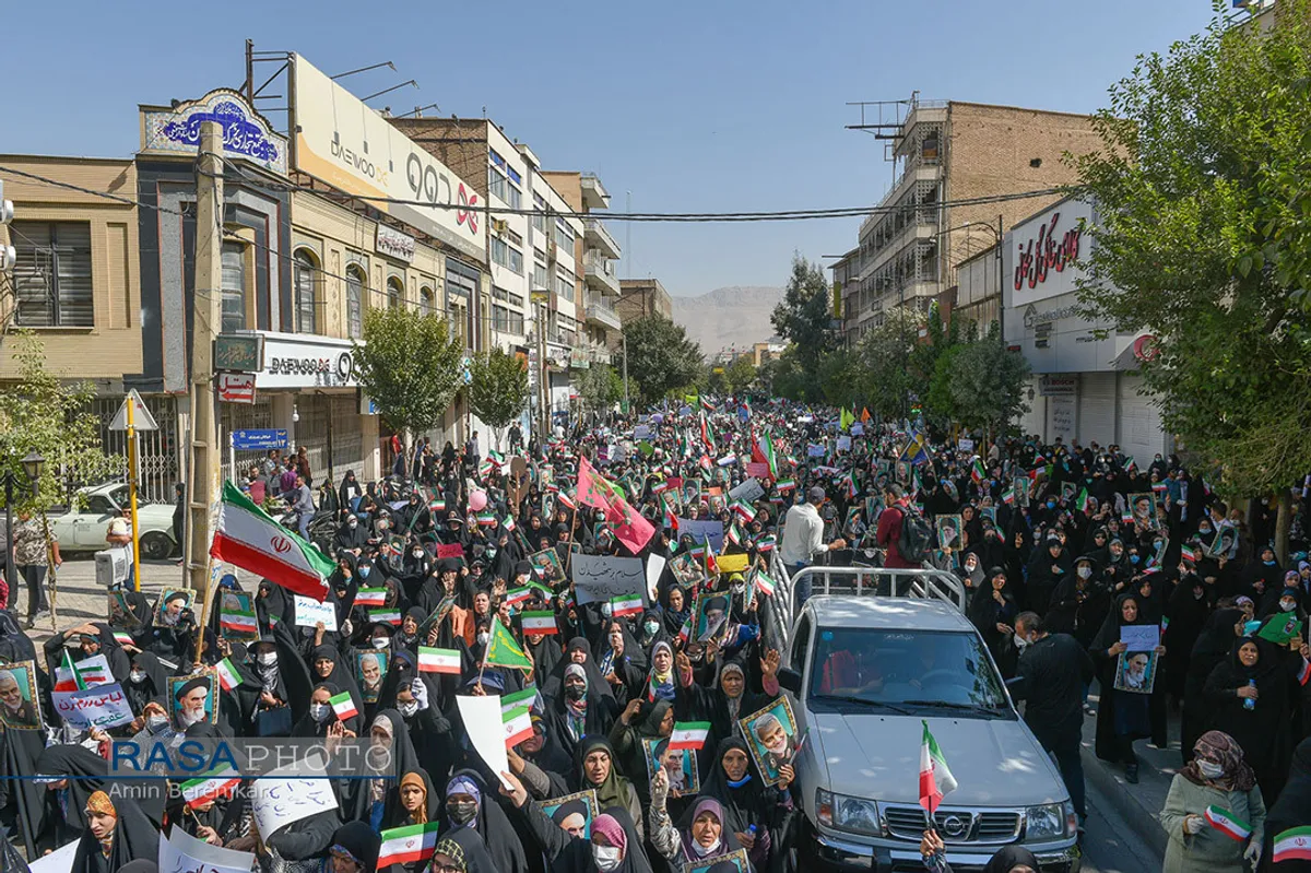 راهپیمایی "بانوان فاطمی" در شیراز