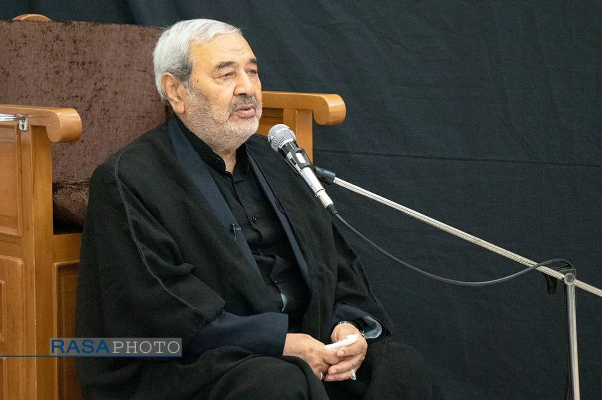 عزاداری روز شهادت حضرت امام صادق (ع) در بیت حضرت آیت الله نوری همدانی