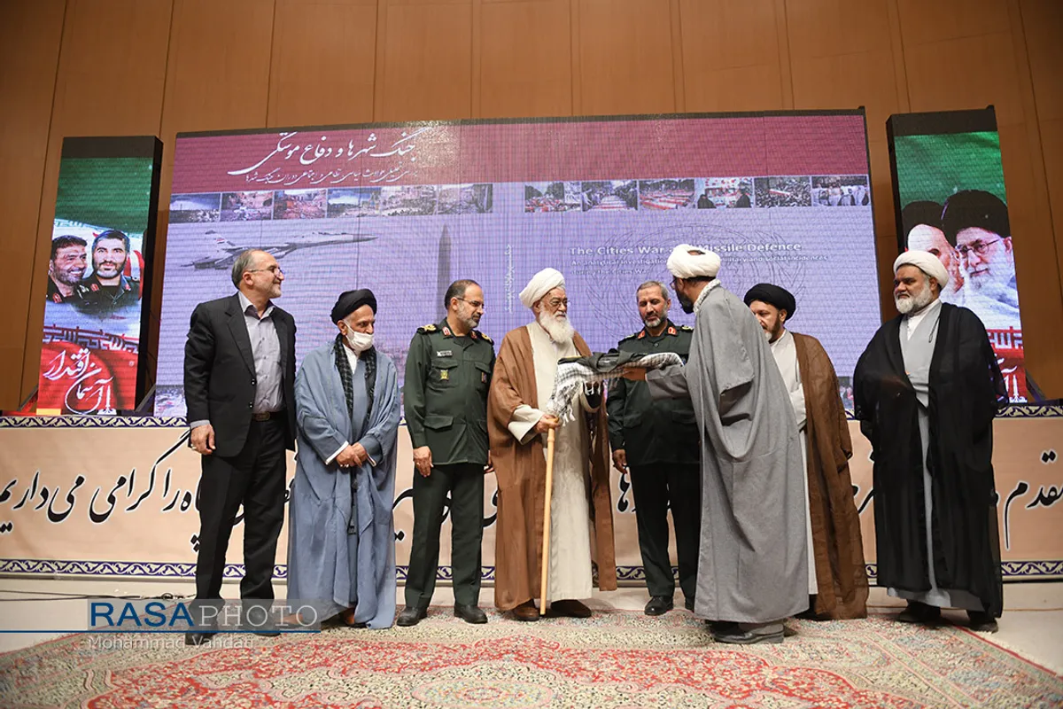 افتتاح نمایشگاه آسمان اقتدار