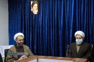 رونمایی از ۵ جلد از آثار دفتر مطالعات اسلامی توسط آیت الله اراکی