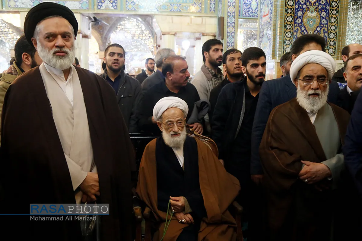 مراسم تشییع پیکر آیت الله مومن نماینده مردم استان قم در مجلس خبرگان رهبری