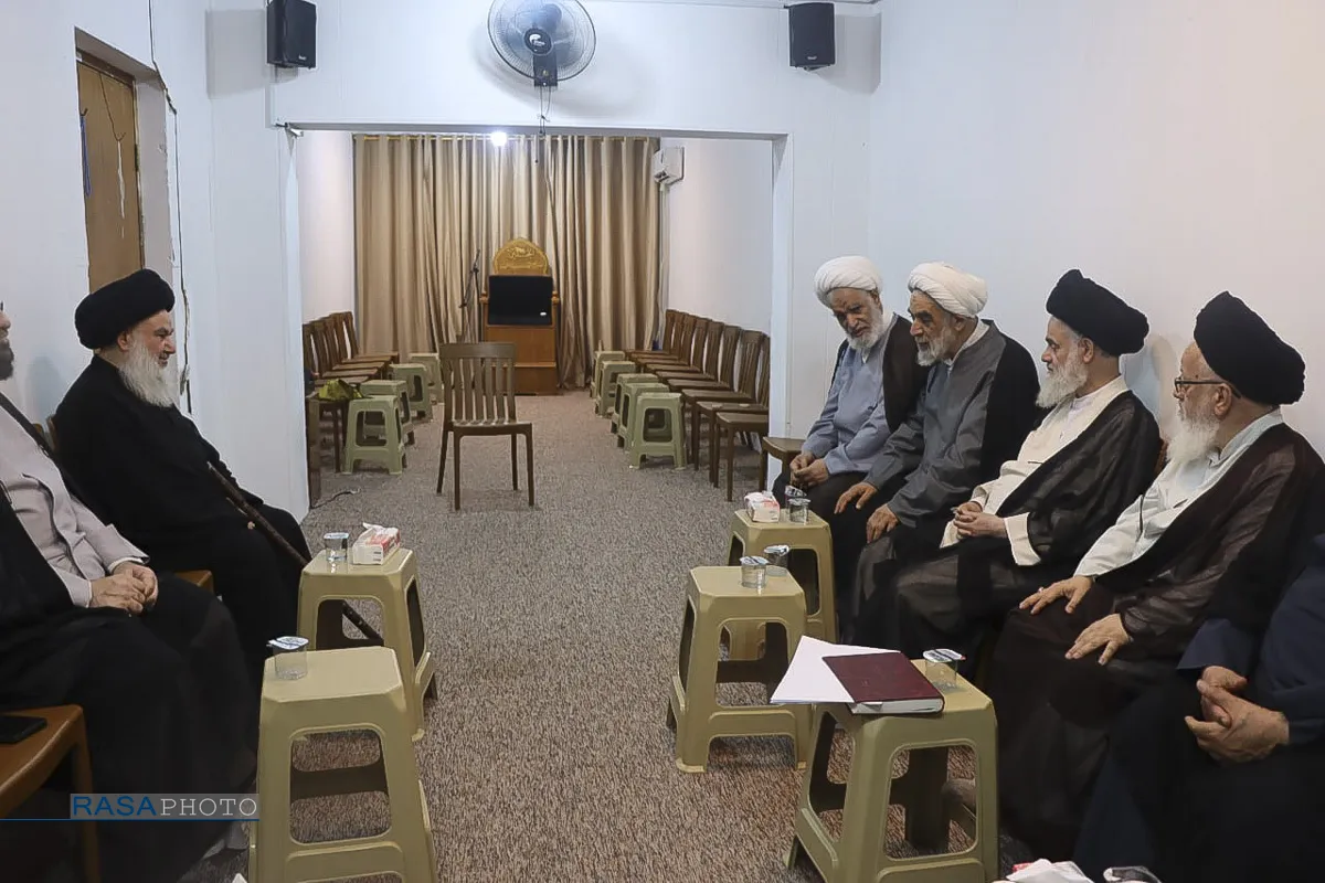 دیدار هیئت اعزامی از سوی رهبر معظم انقلاب با علماء نجف