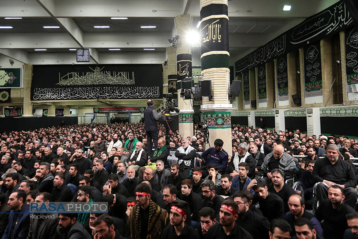 مراسم عزاداری شب شام غریبان حسینی (علیه&zwnj;السلام) با حضور رهبر انقلاب
