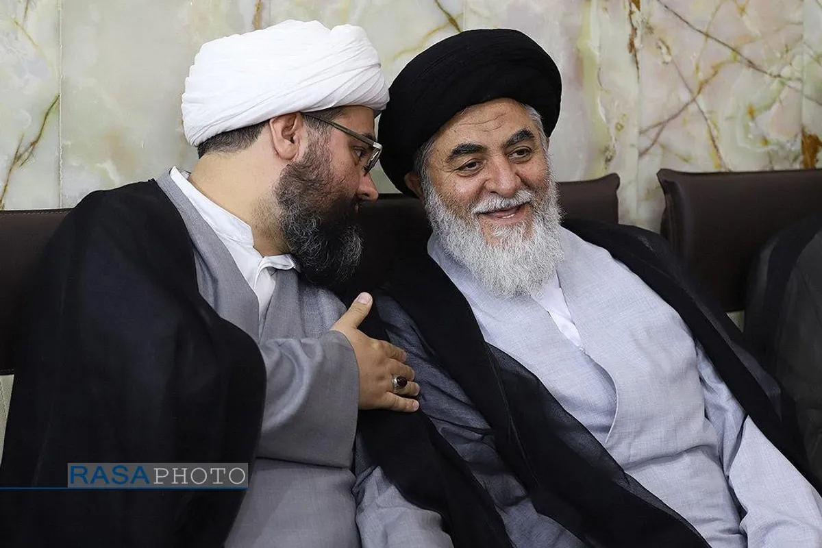مراسم ترحیم مادر مکرمه سیدحسن نصرالله در حرم حضرت معصومه (سلام&zwnj;الله&zwnj;علیها)