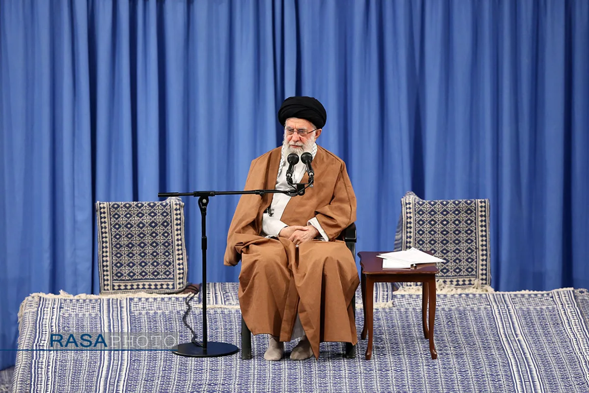 دیدار هزاران نفر از دانشجویان و دانش&zwnj;آموزان با مقام معظم رهبری