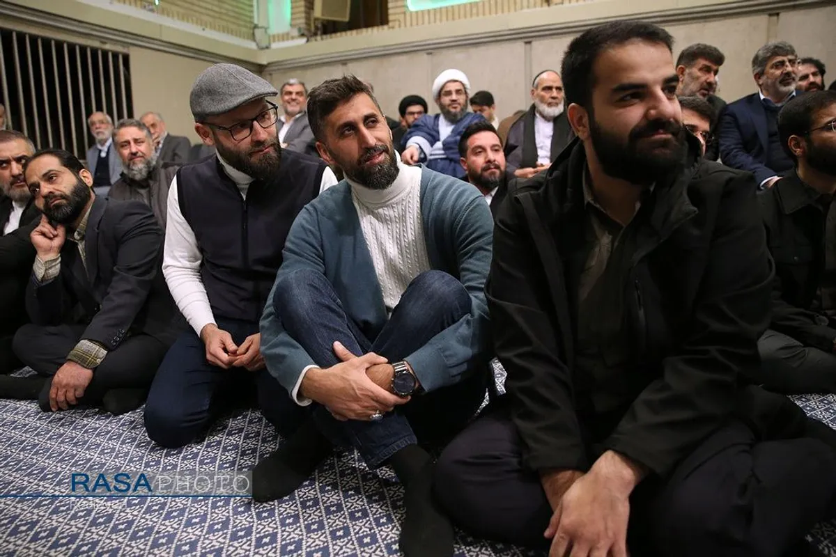 دیدار مداحان اهل&zwnj;بیت (علیهم&zwnj;السلام) با رهبر معظم انقلاب