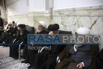 بزرگداشت رهبر شهید انقلاب از سوی آیت&zwnj;الله مکارم شیرازی در حرم مطهر
