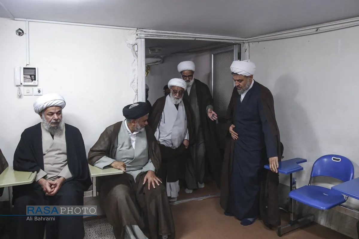 جلسه اساتید مدرس حضرت صاحب الزمان (عج)