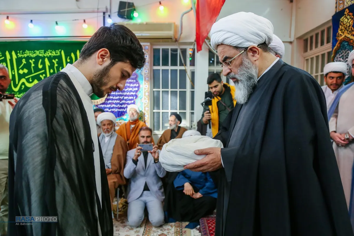 جشن سالروز میلاد حضرت زهرا (سلام&zwnj;الله&zwnj;علیها) و عمامه&zwnj;گذاری طلاب