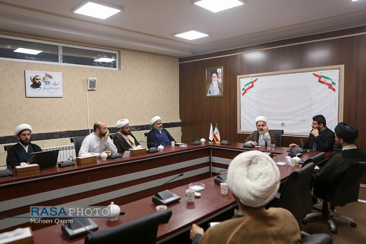 نشست علمی رویکرد شناسی در تبیین حوزه انقلابی