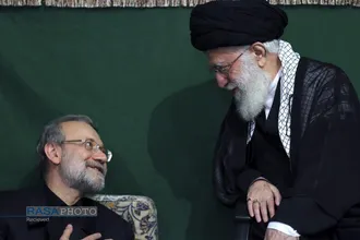عکس&zwnj;هایی از شهید دکتر علی لاریجانی در کنار رهبر شهید انقلاب