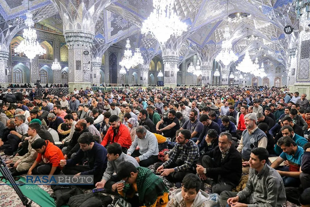 مناجات خوانی ماه مبارک رمضان در حرم مطهر رضوی