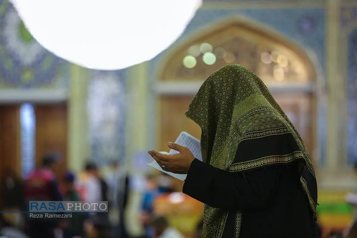 مراسم معنوی اعمال "ام داوود" در مسجد مقدس جمکران